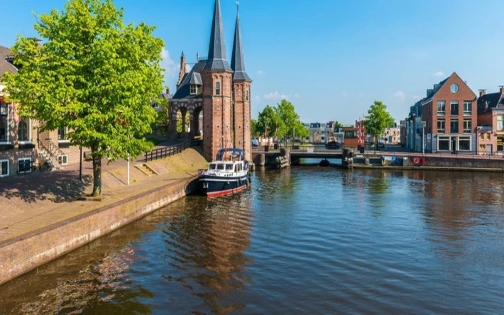 Ga op een 5-daagse fietsvakantie langs 7 Friese steden 5-daagse fietsvakantie 7 Friese steden